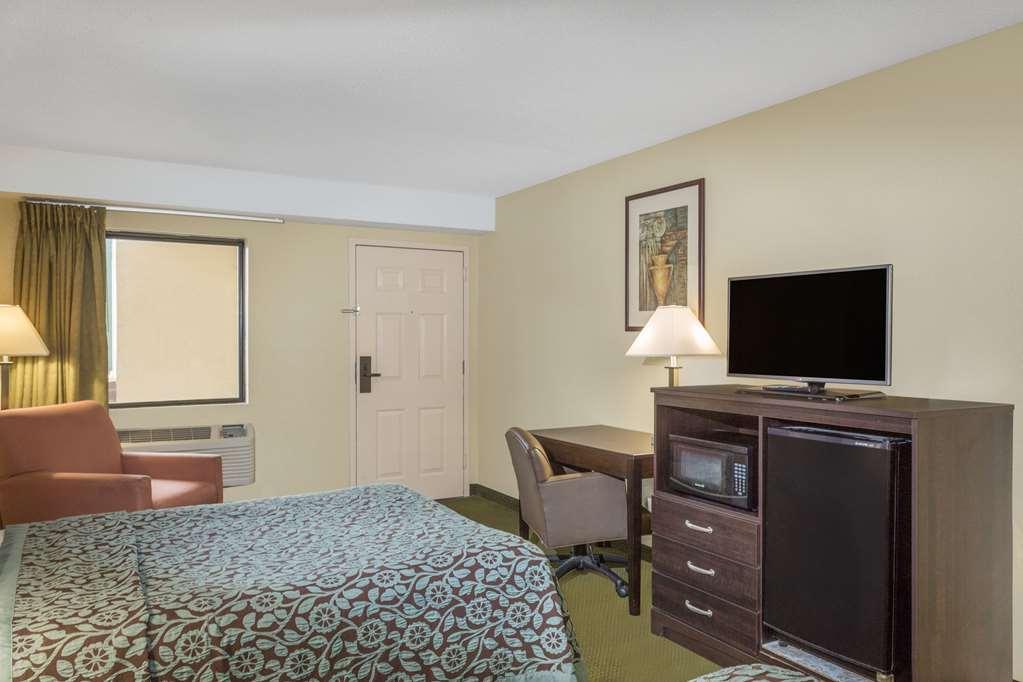 Days Inn & Suites By Wyndham Columbia Airport West Columbia Cameră foto