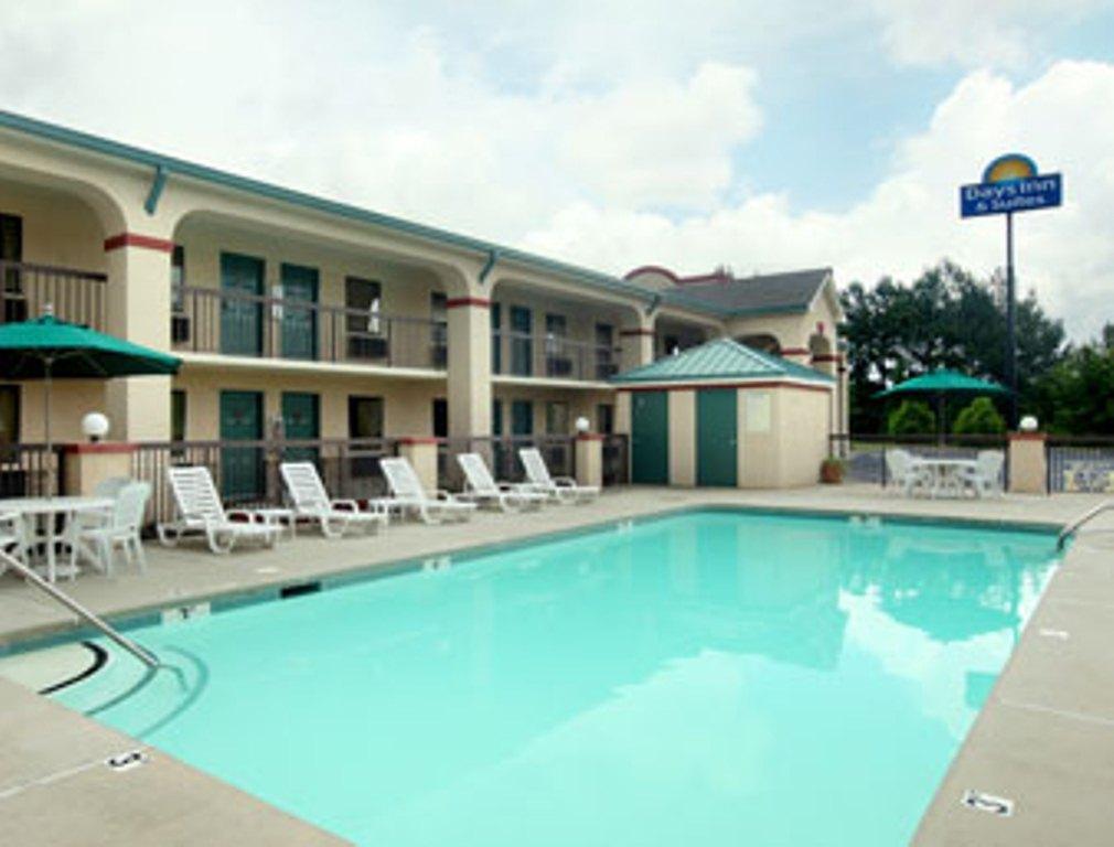 Days Inn & Suites By Wyndham Columbia Airport West Columbia Facilități foto